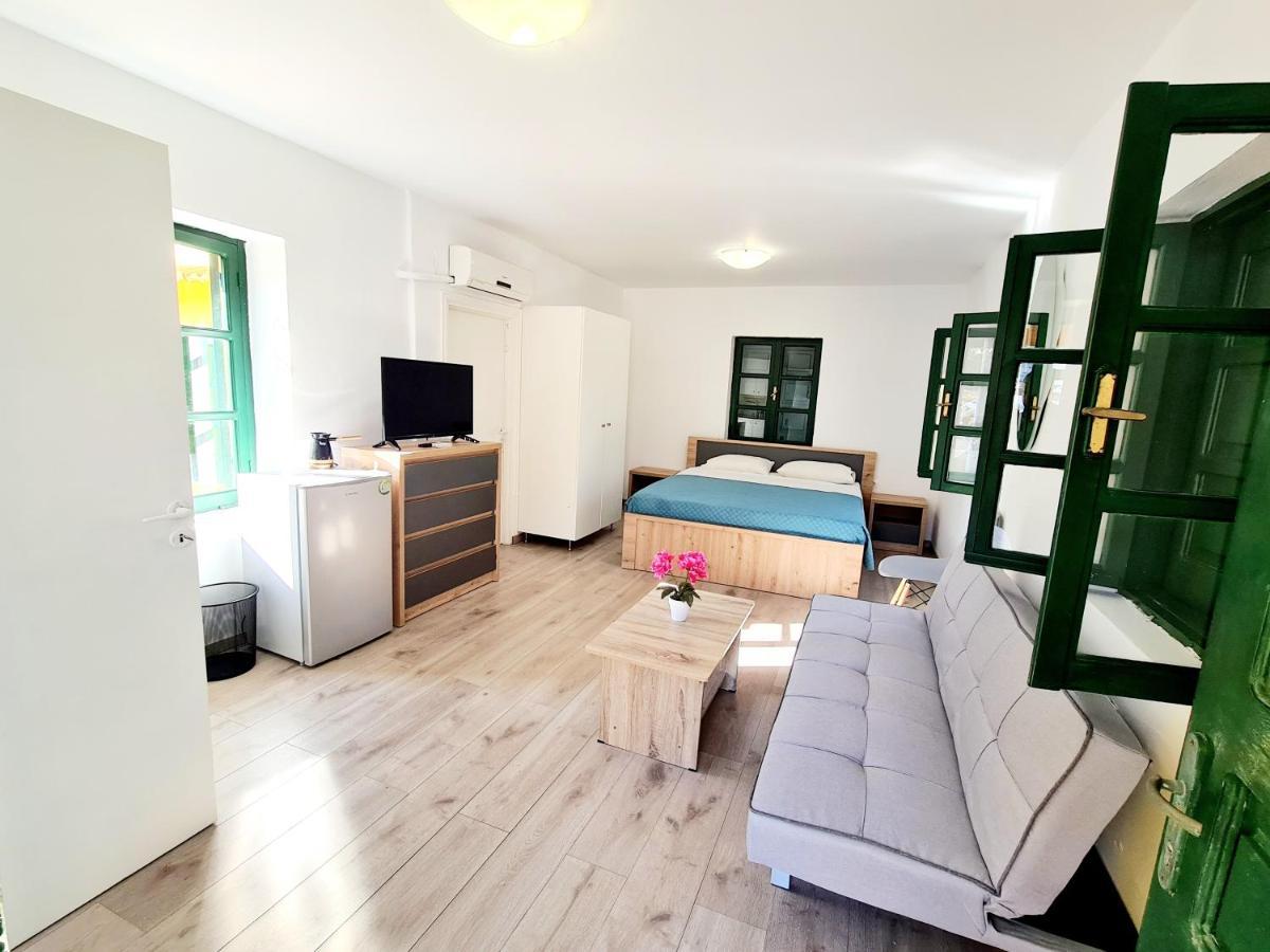 Piccolo Modern Suites Old Town Rhodes City Buitenkant foto