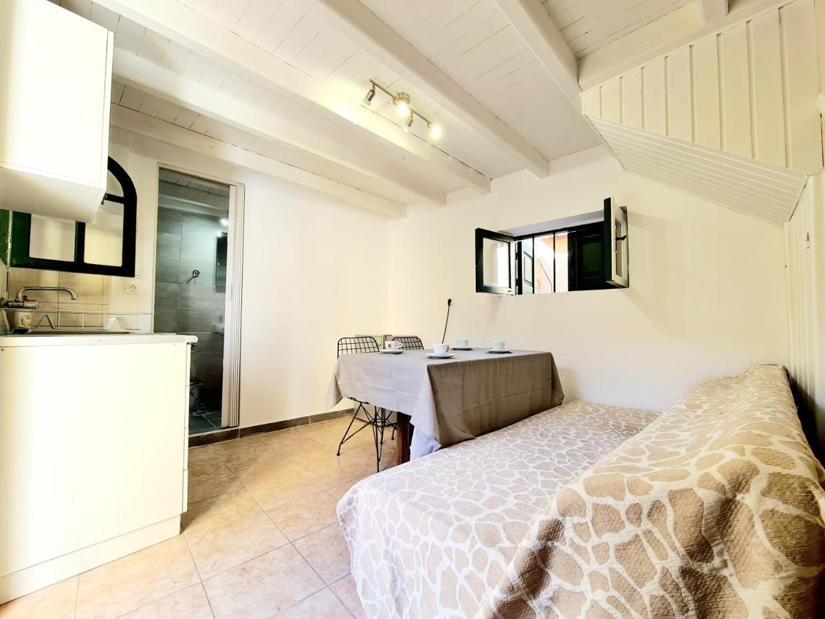 Piccolo Modern Suites Old Town Rhodes City Buitenkant foto